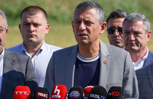 Özgür Özel Gaziosmanpaşa işine çok sinirlendi! Aday çıkaran Özel namerttir