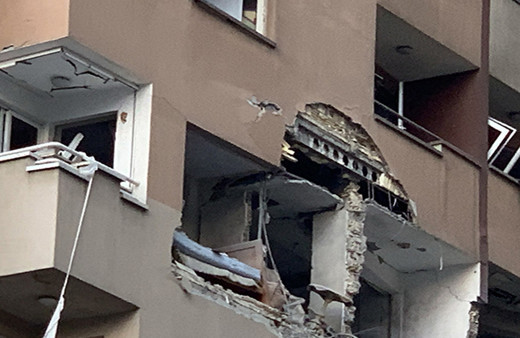 İsrail, İran'da stratejik noktalara saldırdı