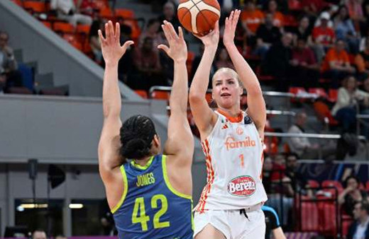 Galatasaray'dan bir transfer daha! Resmi imza atıldı