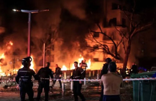 İran'dan İsrail'e: Tel Aviv'i boşaltın, tarihin en büyüğü olacak