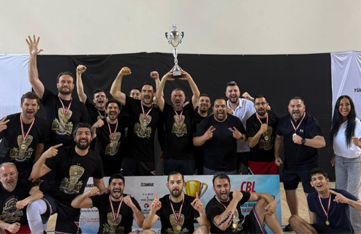 Yıldız Holding Basketbol Takımı Kurumlararası Basketbol Ligi'nde şampiyon oldu