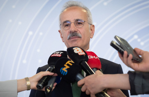 Bakan Uraloğlu, İsrail-İran geriliminin sivil havacılığa etkisini değerlendirdi