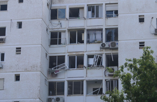 İran'dan İsrail’e füze saldırısı! Büyük yıkım var, görüntülere bakın