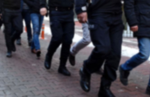 İstanbul ve İzmir'de dev operasyon! 163 şüpheli yakalandı aralarında İHA pilotları, albay, binbaşı da var...