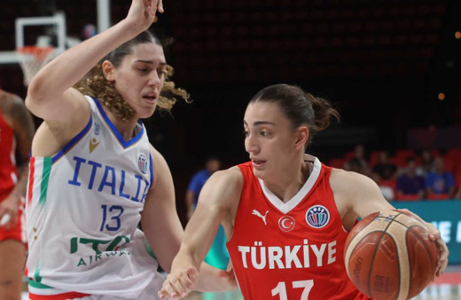 Potanın Perileri turnuvaya veda etti yarı final uzatmada gitti