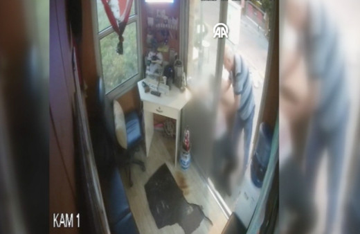 İzmir'de 2 taksici aynı anda kalp krizi geçirip öldü! O anın videosu inanılmaz