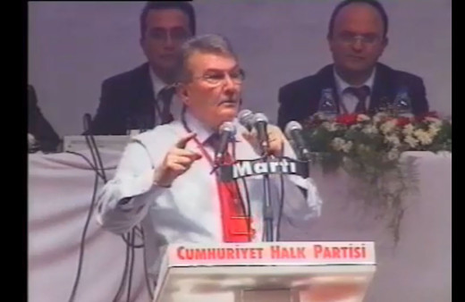 CHP’de Kurultay tartışmaları sürerken Baykal’ın 2004 konuşması tekrar gündemde