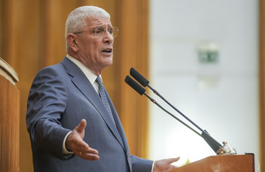 Müsavat Dervişoğlu'ndan Leman dergisindeki karikatüre kınama