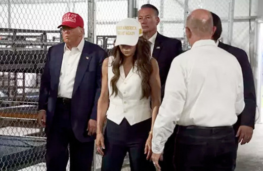 ABD Başkanı Trump'tan herkesin içinde Joe Biden'a ağır küfür