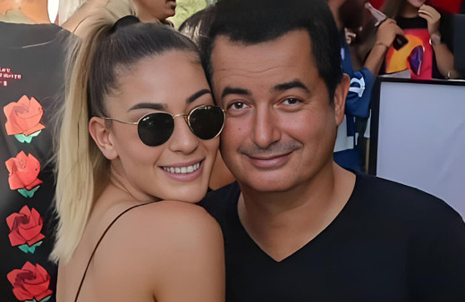 Acun Ilıcalı'dan eşi Çağla Altunkaya'ya romantik doğum günü mesajı! "İyi ki hayatımdasın"