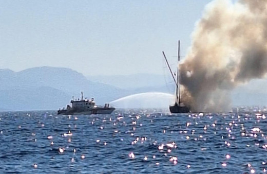 Bodrum'da dehşet anları! Alev alev yanıp ardından battı