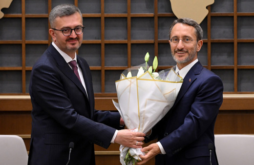 İletişim Başkanlığı'nda devir teslim töreni! Burhanettin Duran görevi Fahrettin Altun'dan devraldı