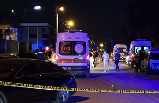 Kocaeli'de amca yeğenlerine kurşun yağdırdı! 2 ölü, 1 yaralı