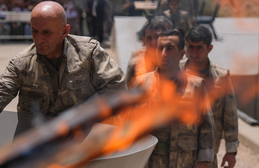 Cem Küçük İmralı mevzusunda ters köşe yaptı! 'Yanlış' olur deyip CHP'ye hak verdi