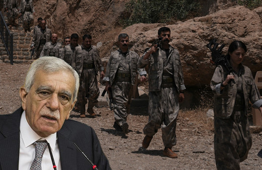 PKK'nın "silah bırakma" törenine katılan Ahmet Türk ile ilgili çarpıcı detay! 8 yıllık...