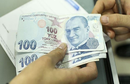 Kim ne kadar alacak? Zamlı emekli maaşı hesaplara yatırılıyor, tarih belli oldu