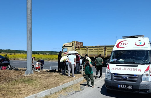 İki otomobil çarpıştı! Çok sayıda yaralı var