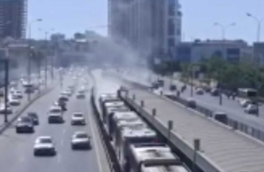 İstanbul'da metrobüste yangın paniği