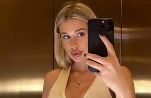 Bu kadın dünyada gündem oldu: Tırnak randevusuna askeri uçakla gitti!