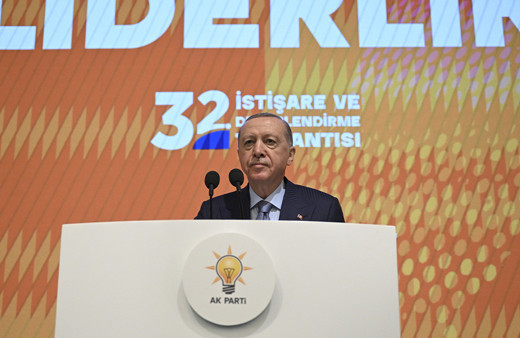 Erdoğan'dan o isme tebrik "Kampımız daha profesyoneldi"