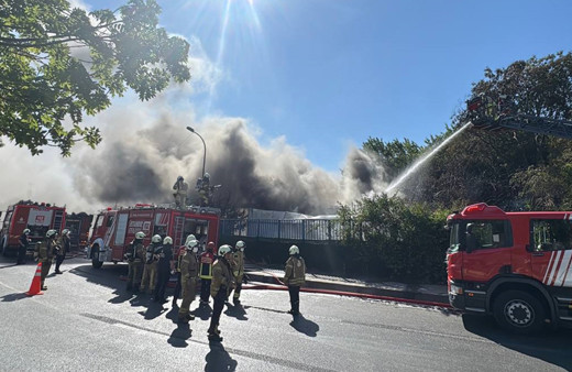 Pendik'te İSKİ'ye ait arıtma tesisinde yangın