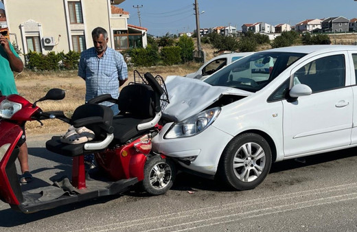 Edirne'de elektrikli bisiklete otomobil çarptı: 1 ölü, 1 yaralı