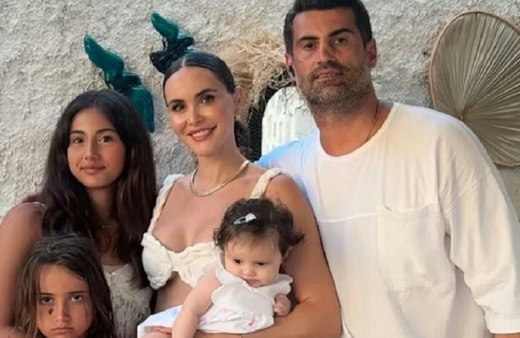 Volkan Demirel'in eşi Zeynep Demirel tek bir kare paylaştı ve