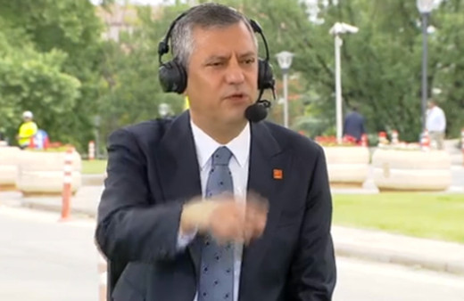 Özgür Özel'den Manavgat itirafı: Utanç duyuyorum cezasını ben de verdim devlet de versin