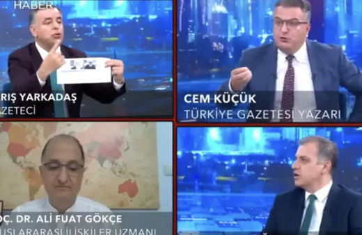 Cem Küçük ve Barış Yarkadaş arasında gergin anlar