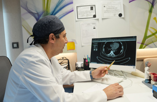 İleri yaş kalp ameliyatlarında riskler azalıyor