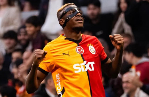 Victor Osimhen Galatasaray'a kavuşuyor! Napoli geri adım attı, transfer için tek engel kaldı...