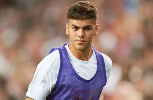 Benfica'dan orta sahaya tranfer Aston Villa'dan kiralandı