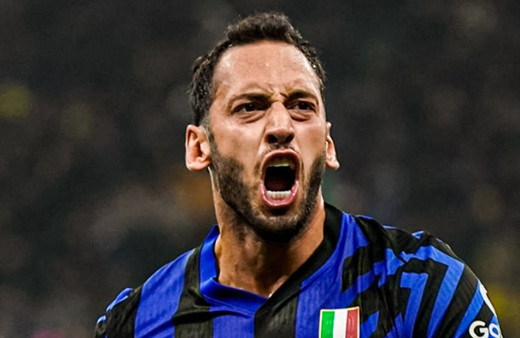 Fenerbahçe'de Hakan Çalhanoğlu bombası! Gece yarısı paylaşım geldi