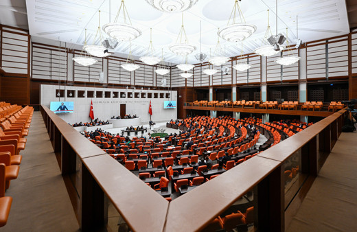 TBMM'de sandalye dağılımı değişti