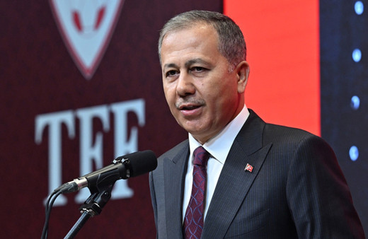 Stadyumlarda yeni dönem! Bakan Yerlikaya 'Valilerime talimat verdim' diyerek duyurdu