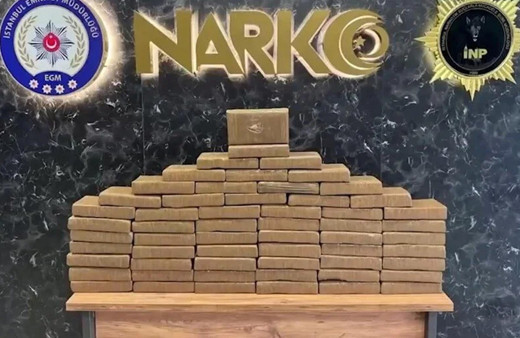 Bakan Yerlikaya duyurdu! Çatalca'da 60 kilogram kokain ele geçirildi: 1 gözaltı