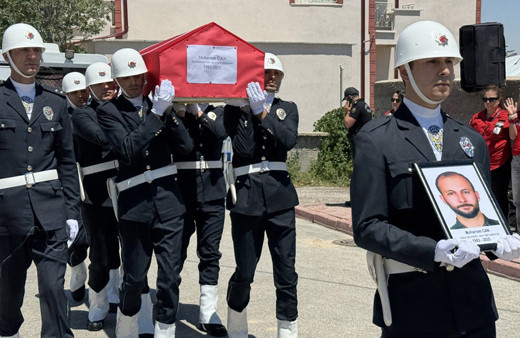 Orman yangını şehitlerinden Muharrem Can'a veda! Törende gözyaşları sel oldu