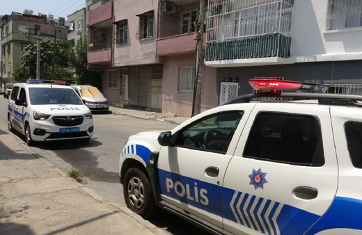 Anne ve kızı evinde ölü bulundu! Kan donduran cinayetin faili ise...