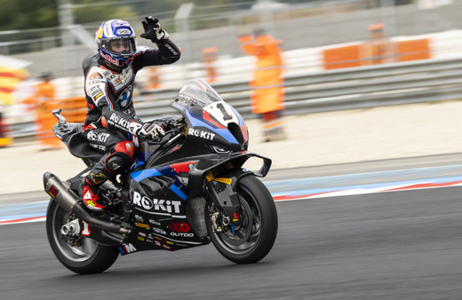 Motosiklet sürücüsü Toprak Razgatlıoğlu Macaristan'da fırtına gibi esti