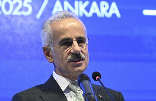 Bakan Uraloğlu'ndan, Çeşmeli-Kızkalesi Otoyolu Projesi açıklaması