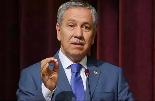 Bülent Arınç'tan Yeni Akit'e: Ahlaktan edepten yoksun bir gazete