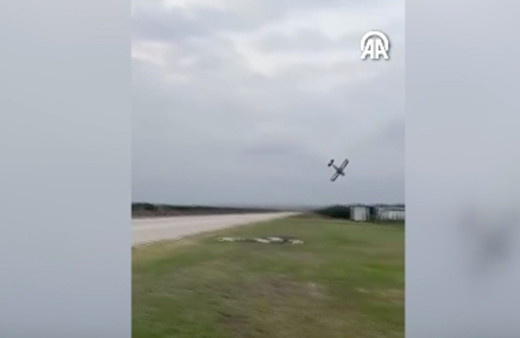 Adana'da evlilik teklifi için havalanan uçağın düşmesi kamerada