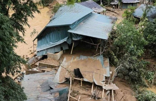 Vietnam'da şiddetli yağışlar hayatı felç etti! Afetlerde 8 kişi öldü, 3 kişi kayboldu