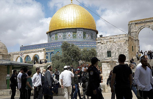 İsrail polisinden Filistin müftüsü hakkında Mescid-i Aksa kararı