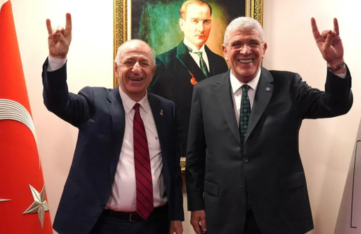 Siyaset gündemine bomba gibi düşen iddia! Yeni parti kuruluyor