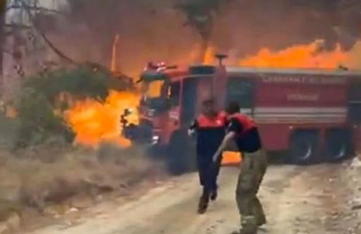 Çanakkale orman yangında ölüm kapanı oluştu : Eyvah bırak kaç kaç!