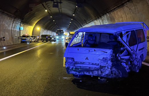 Anadolu Otoyolu'nda zincirleme kaza! Yaralılar var