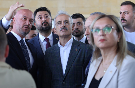 Kapadokya Havalimanı'nın yolcu kapasitesi 2 milyona çıkacak! Bakan Uraloğlu inşaatı inceledi