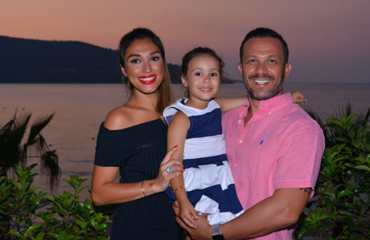 Zuhal Topal'dan eşine özel doğum günü kutlaması! Görenler hayran kaldı...