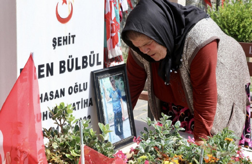 Eren Bülbül'ün şehadetinin üzerinden 8 yıl geçti! Annesinin acısı hiç dinmedi